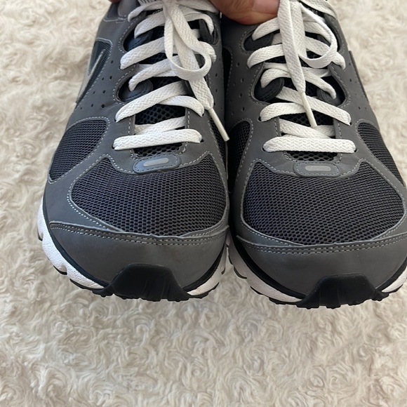 NIKE AIR MAX GRAY BLACK WHITE FITSOL Style 408015-011 Size 8.5 Running Shoe - Picture 6 of 11
